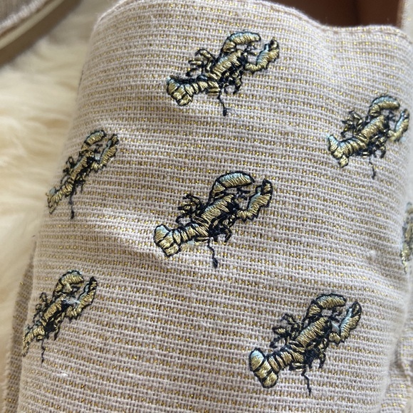 Coach Lobster Flats - Picture 2 of 11